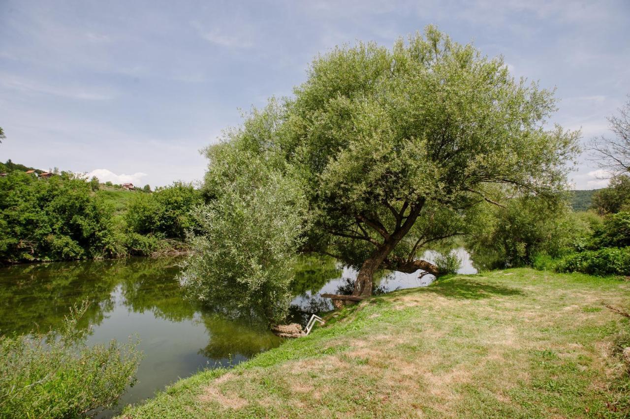 Traditional Houses Korana River Karlovac Extérieur photo